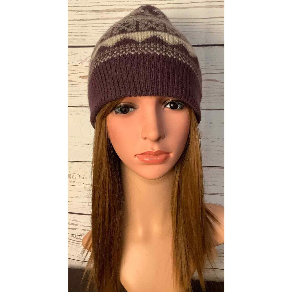 Muk Luks beanie hat women’s winter